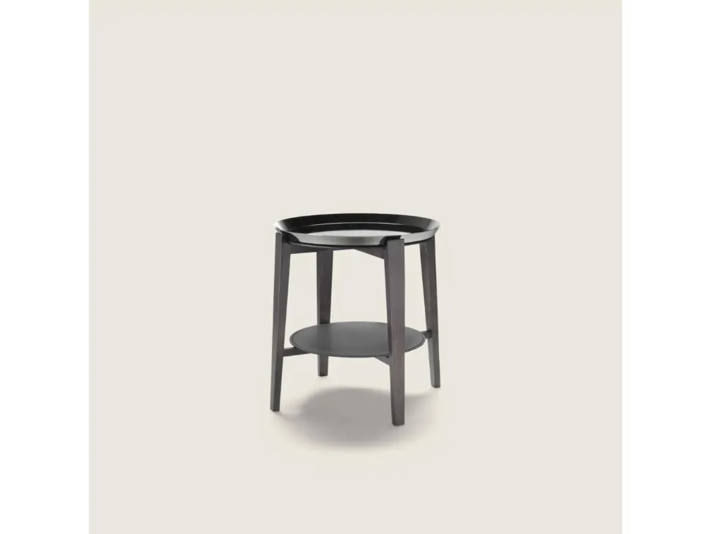Tavolino Cabaré con piano in cuoio e base in legno di Flexform