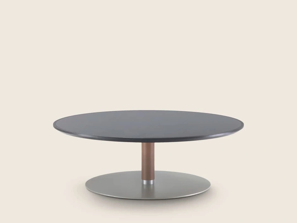 Tavolino Eri in legno massello di Flexform