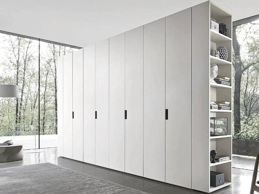 Armadio Anta Liscia Maniglia Beta laccato Bianco opaco di Sangiacomo