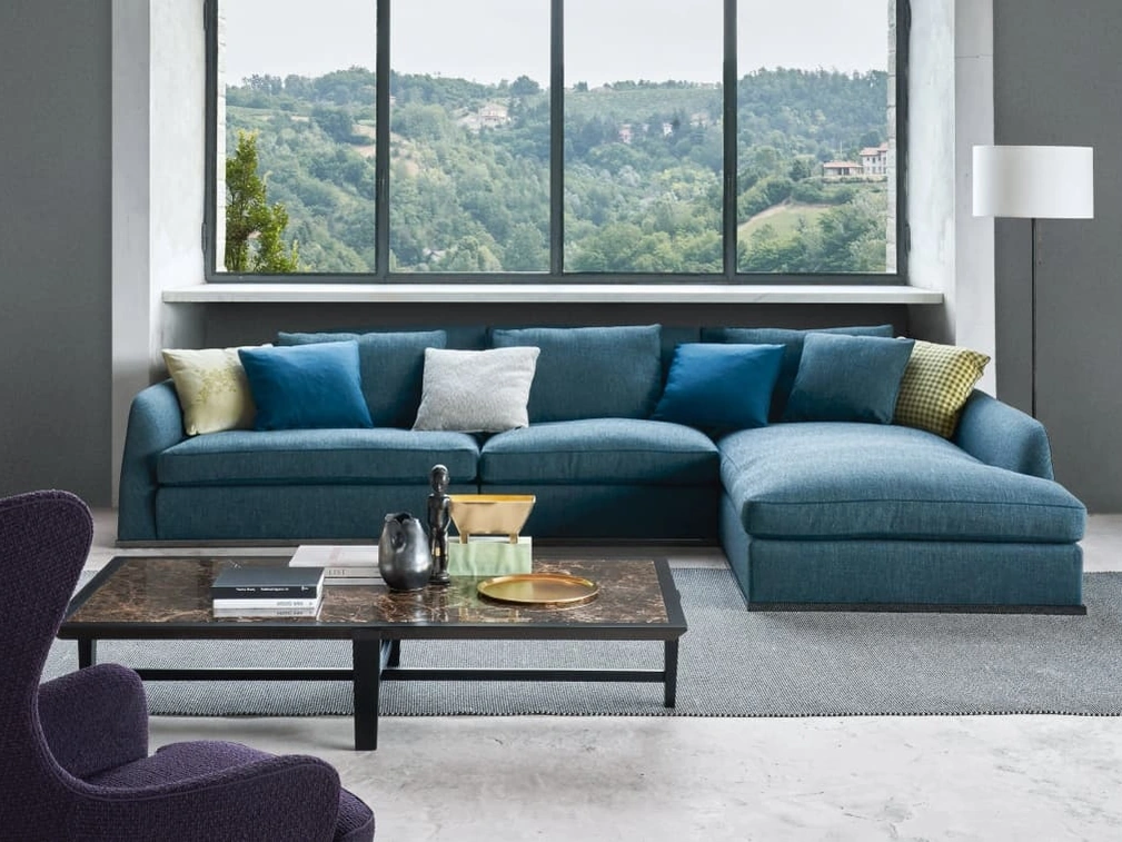 Divano con penisola Alfred di Flexform