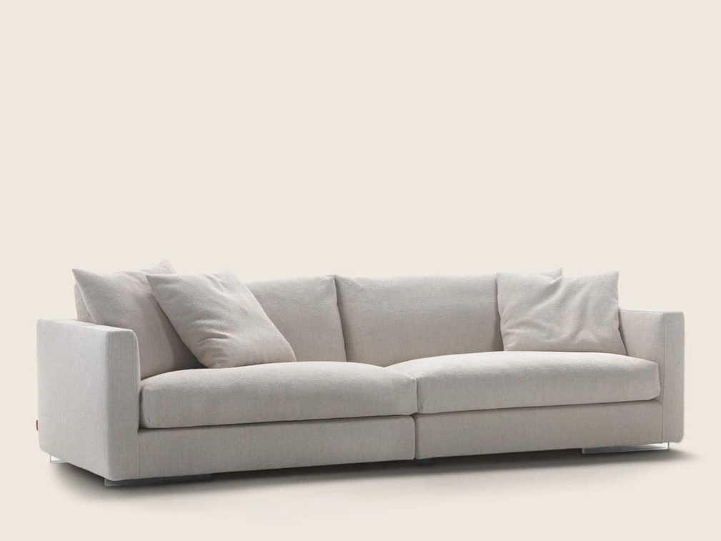 Divano lineare Magnum di Flexform
