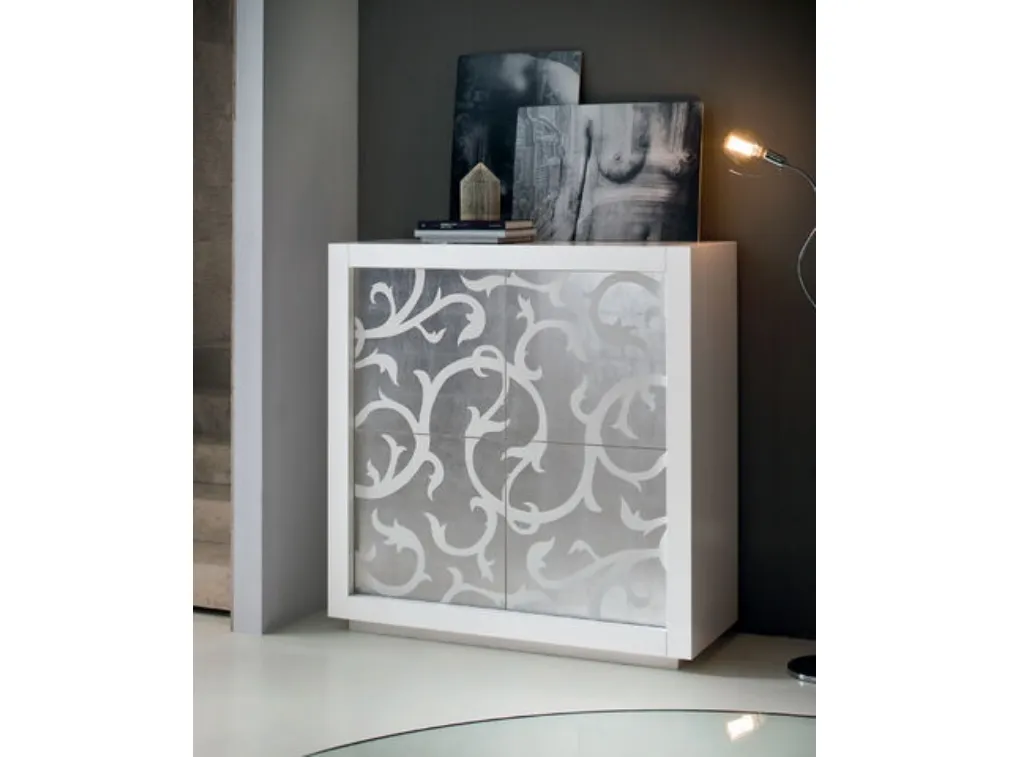 Madia alta Picasso in Rovere tinto bianco con anta a intarsio in Foglia Argento di Riflessi