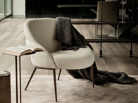 Camilla Lounge
