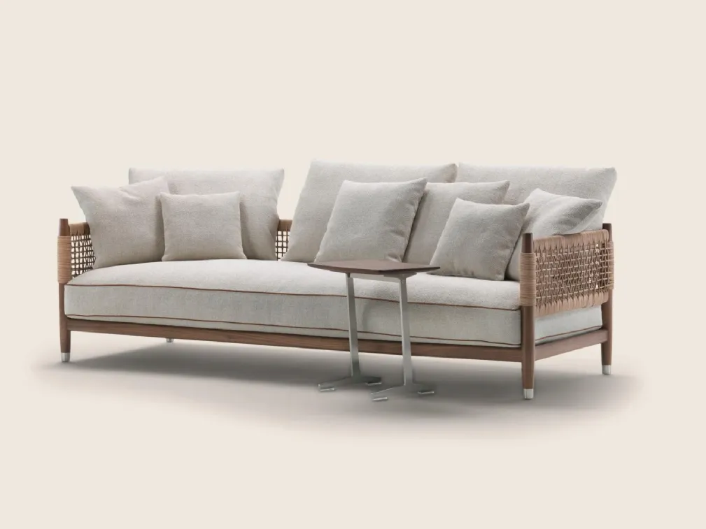 Divano lineare Parker in tessuto imbottito con struttura in legno di Flexform