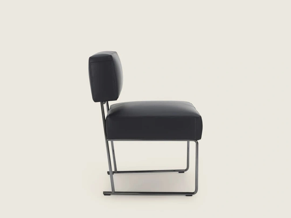 Sedia in pelle Avalon di Flexform