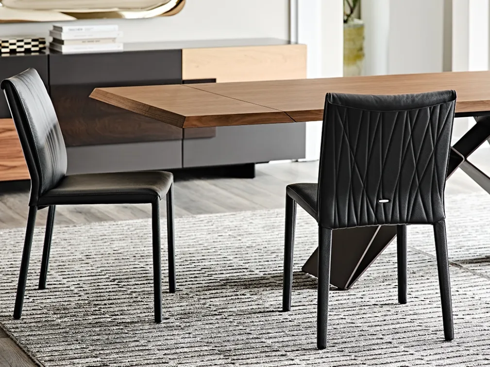 Sedia in ecopelle con imbottitura trapuntata Italia Couture di Cattelan Italia
