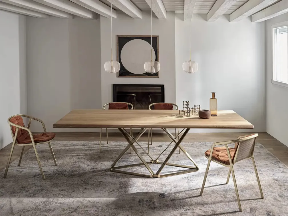 Sedia Ines in acciaio con rivestimento in tessuto di Bontempi