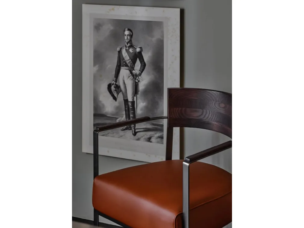 Sedia Morgan in legno e metallo con seduta in cuoio di Flexform