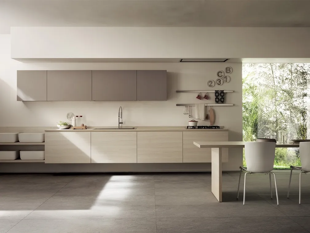 Cucina Moderna Qi in Olmo Kuuki e laccato Grigio Selce di Scavolini