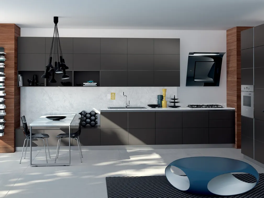 Cucina Moderna Tetrix in Grigio Ferro opaco con ante in Vetro di Scavolini