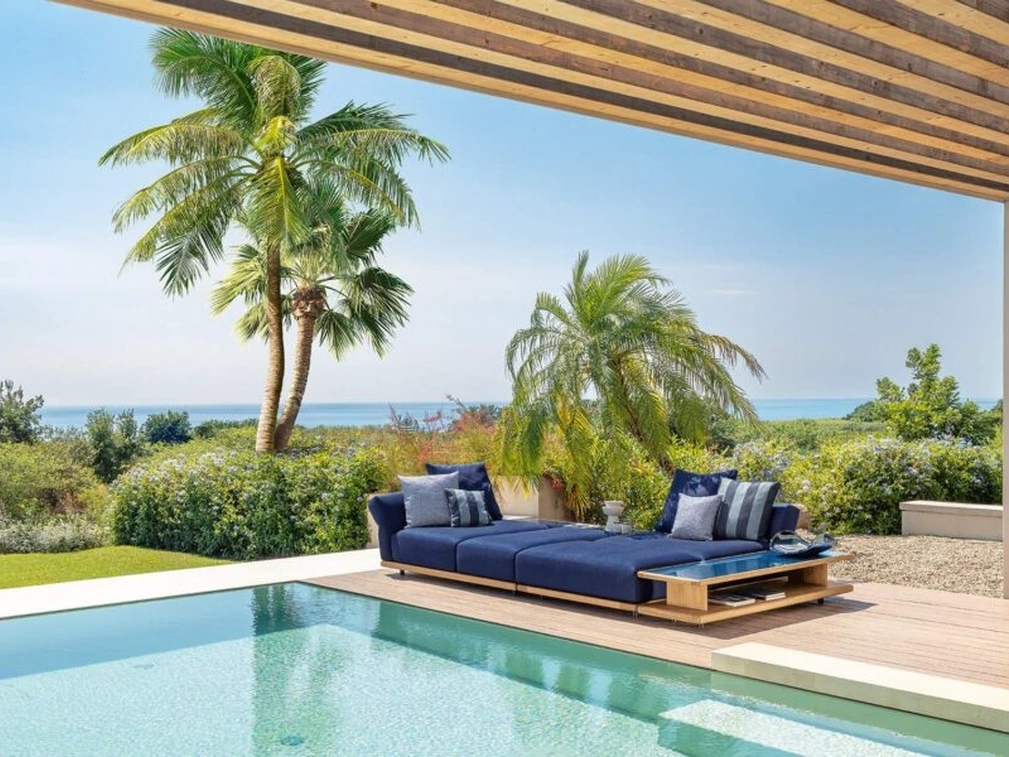 Divano Elton in tessuto imbottito di Talenti