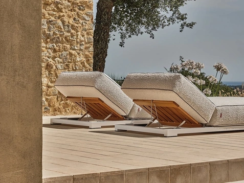 Milos Daybed