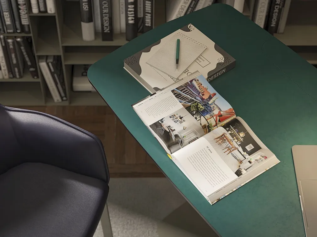 Scrivania Operativa in pelle e metallo Runner Leather di Cattelan Italia